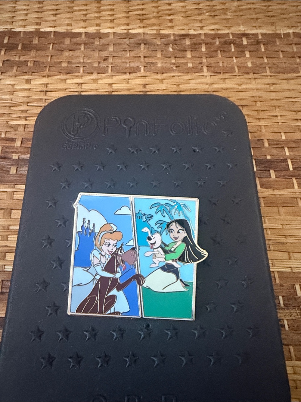 BoxLunch Princess Puzzle Blind Box - Cinderella & Mulan enamel pin